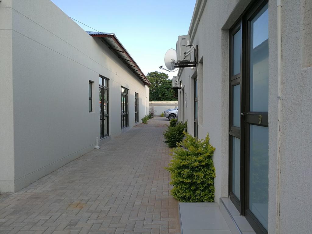 Tsumeb Guesthouse Kamho Esterno foto