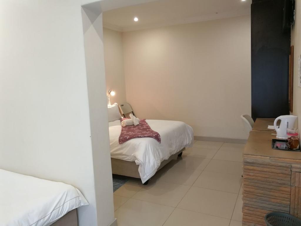Tsumeb Guesthouse Kamho Esterno foto