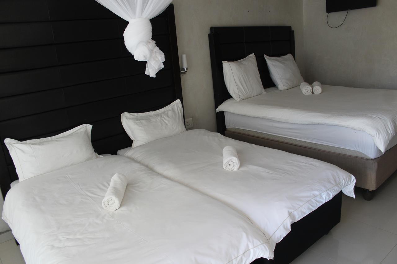 Tsumeb Guesthouse Kamho Esterno foto