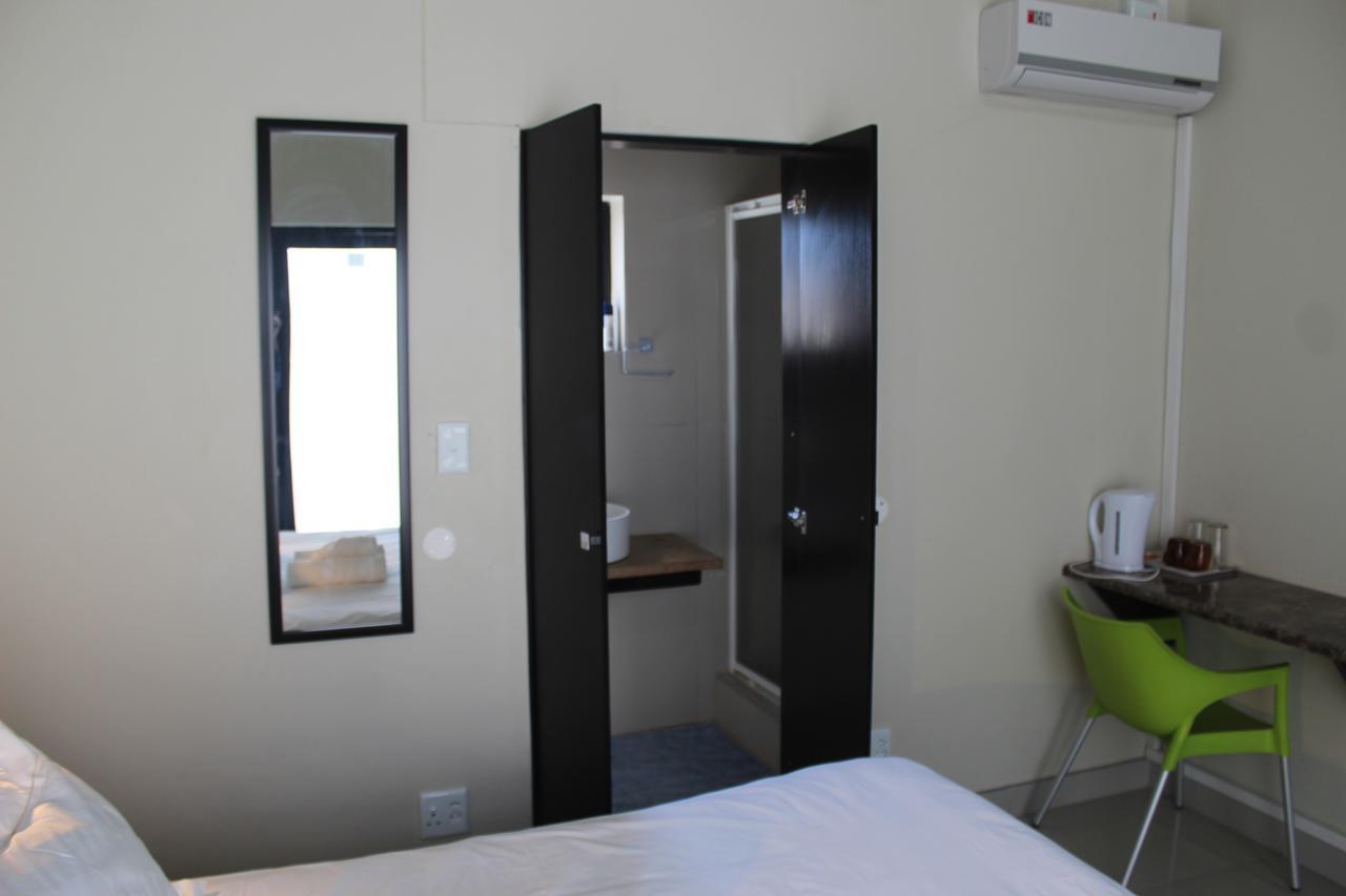 Tsumeb Guesthouse Kamho Esterno foto